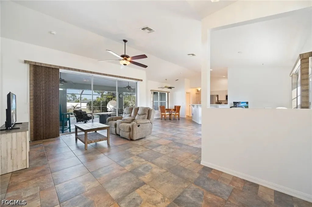 2824 NW 27th Avenue Cape Coral FL 33993
