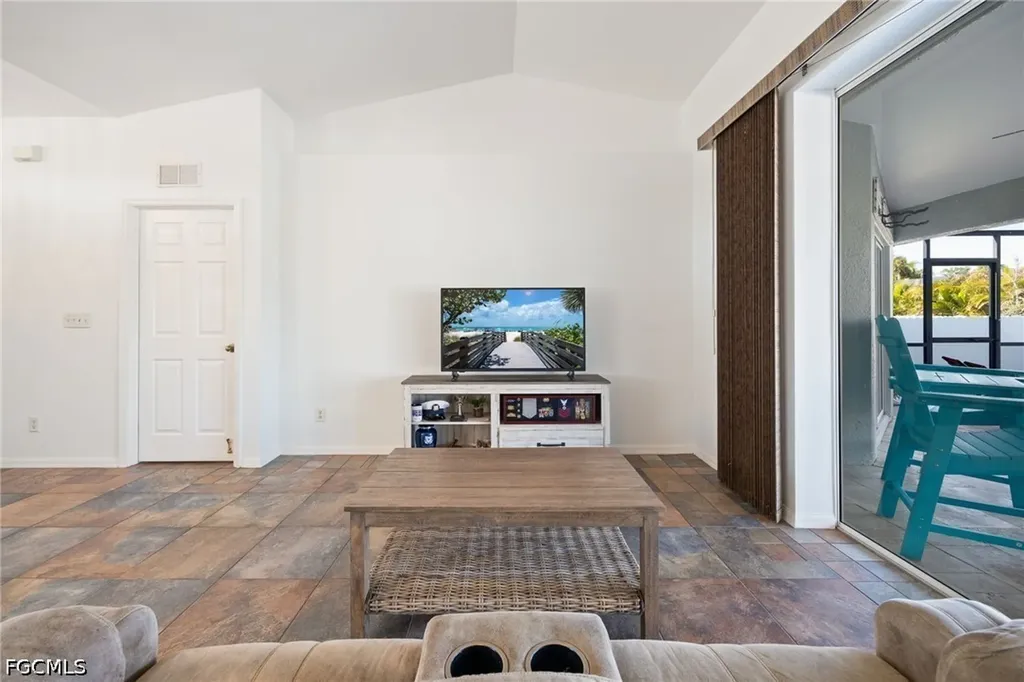 2824 NW 27th Avenue Cape Coral FL 33993