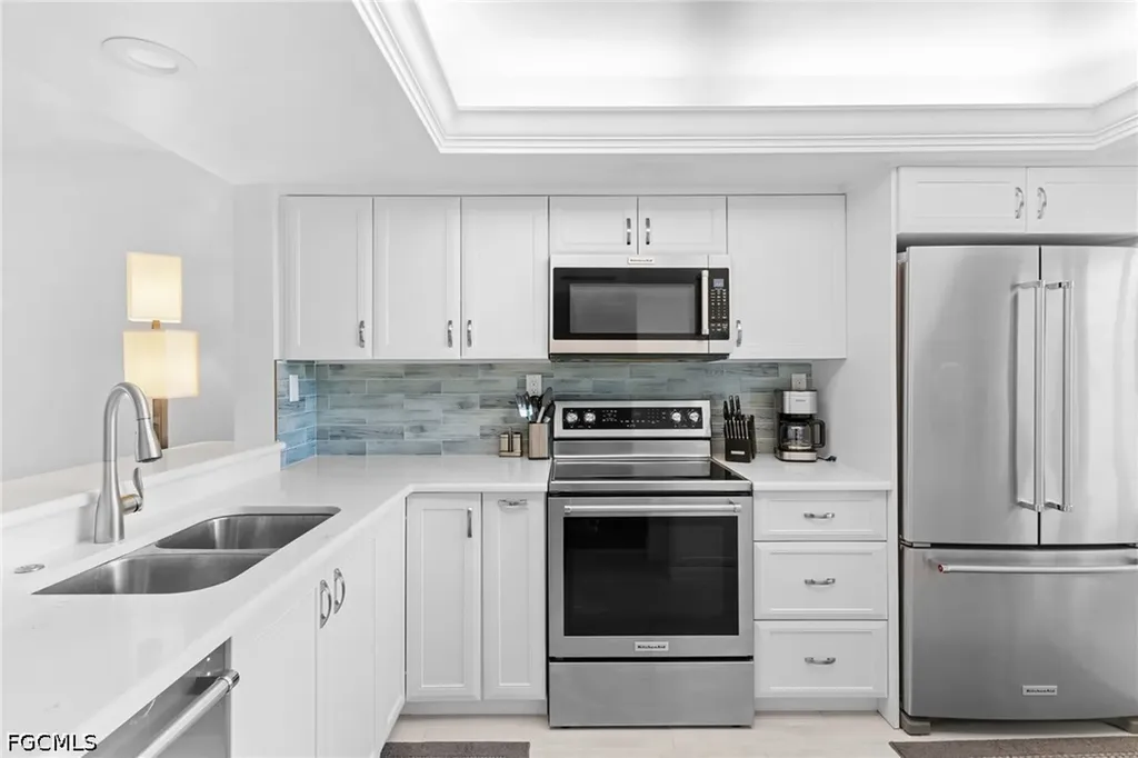 979 E Gulf Drive Sanibel FL 33957