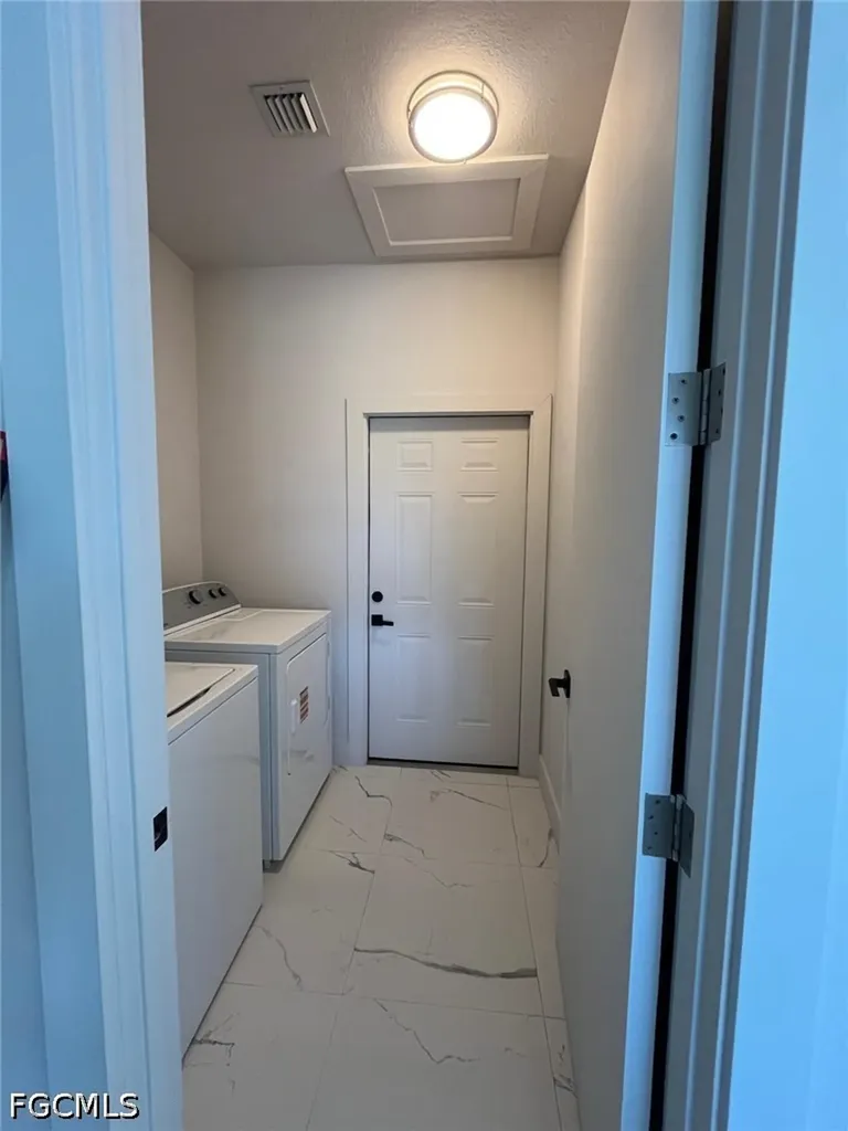 1832 NW 22nd Place Cape Coral FL 33993