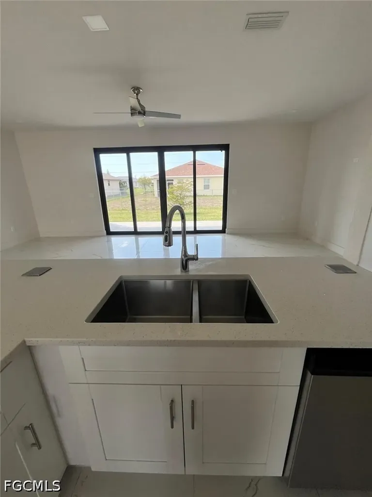 1832 NW 22nd Place Cape Coral FL 33993