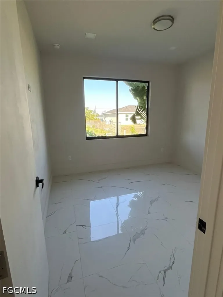 1832 NW 22nd Place Cape Coral FL 33993