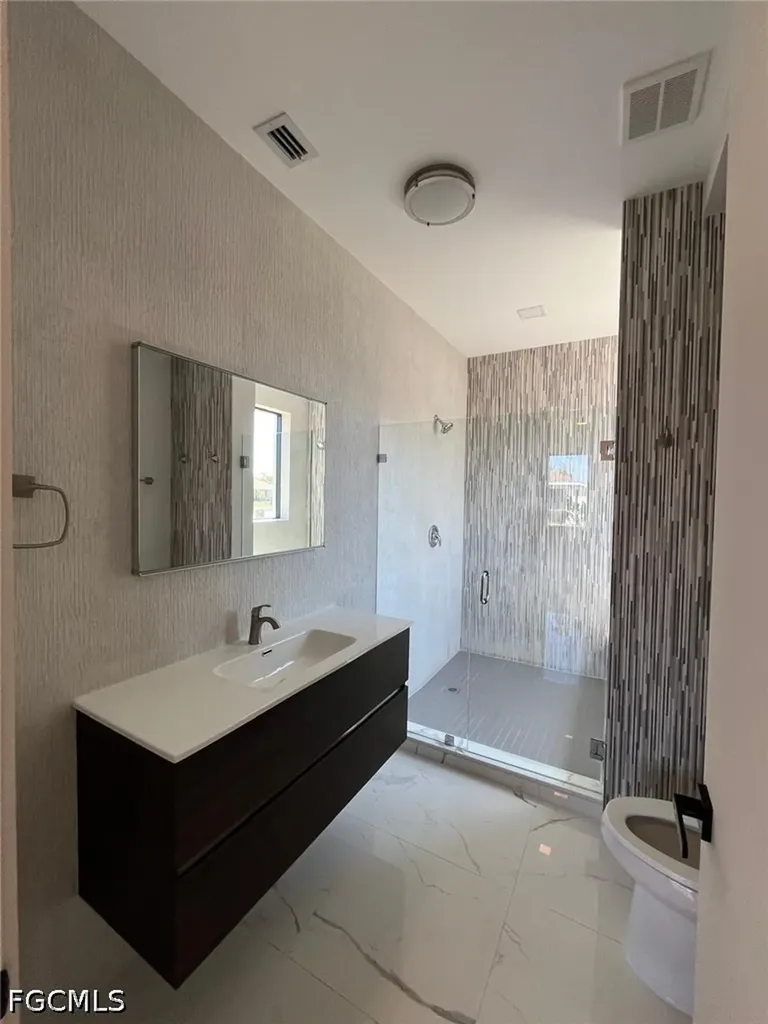 1832 NW 22nd Place Cape Coral FL 33993