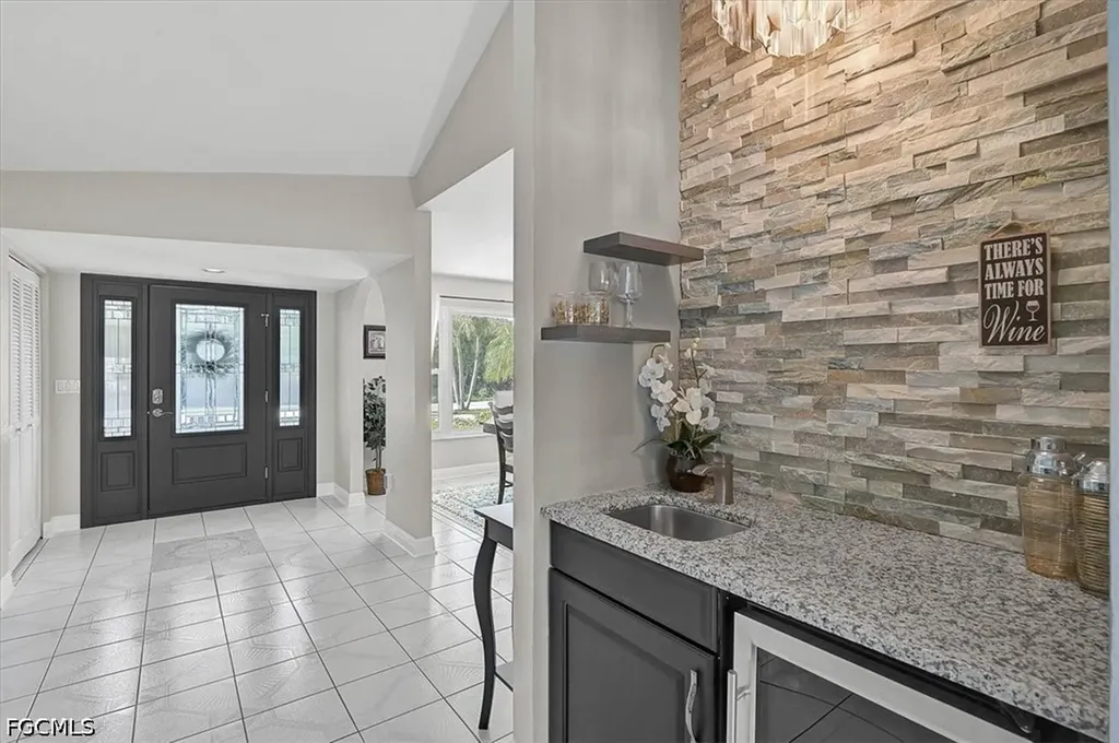 18380 Robinson Avenue Port Charlotte FL 33948