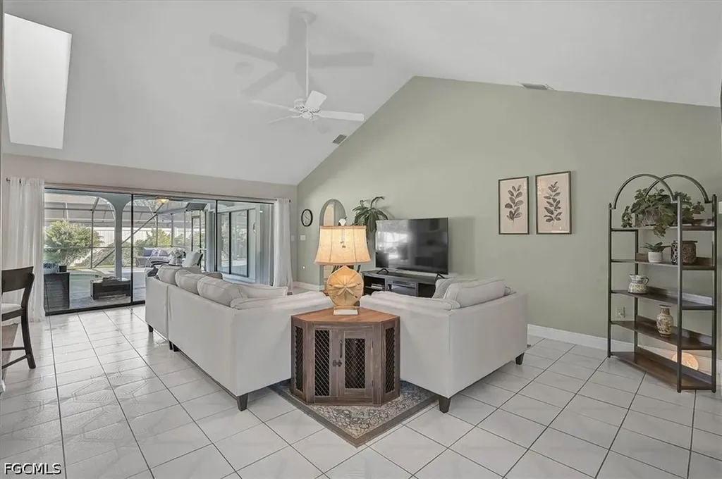 18380 Robinson Avenue Port Charlotte FL 33948