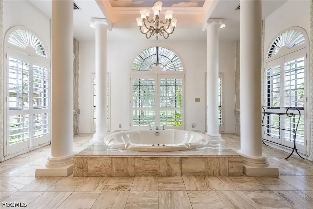 16100 N River Road Alva FL 33920