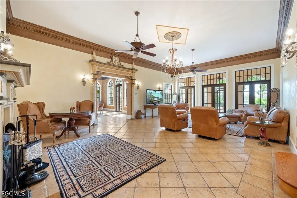 16100 N River Road Alva FL 33920