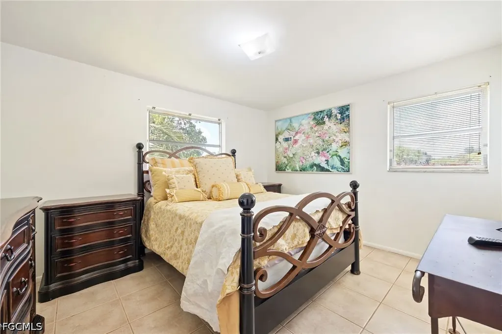 16100 N River Road Alva FL 33920