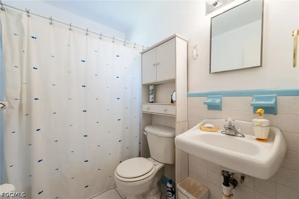 16100 N River Road Alva FL 33920