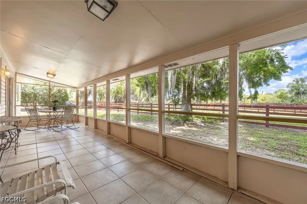 16100 N River Road Alva FL 33920