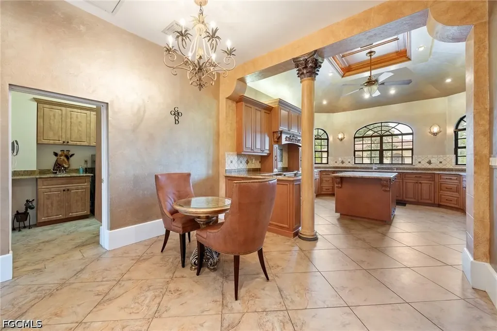 16100 N River Road Alva FL 33920