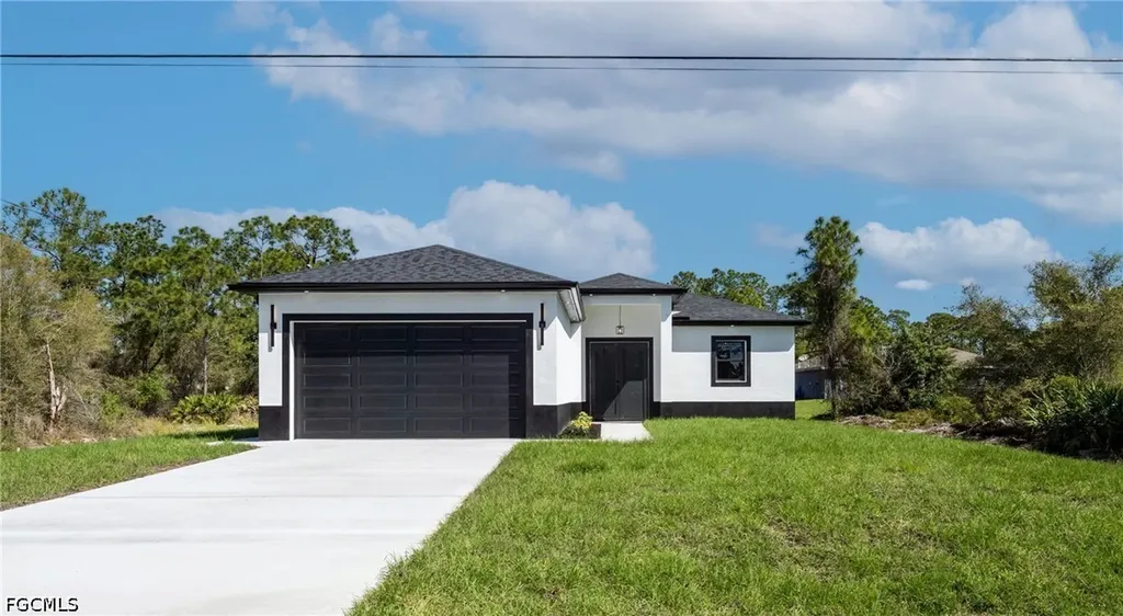 855 Calumet Street E Lehigh Acres FL 33974