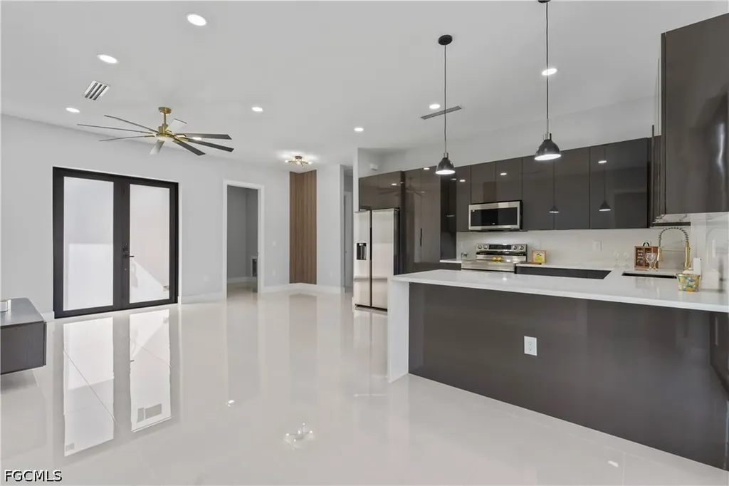 855 Calumet Street E Lehigh Acres FL 33974