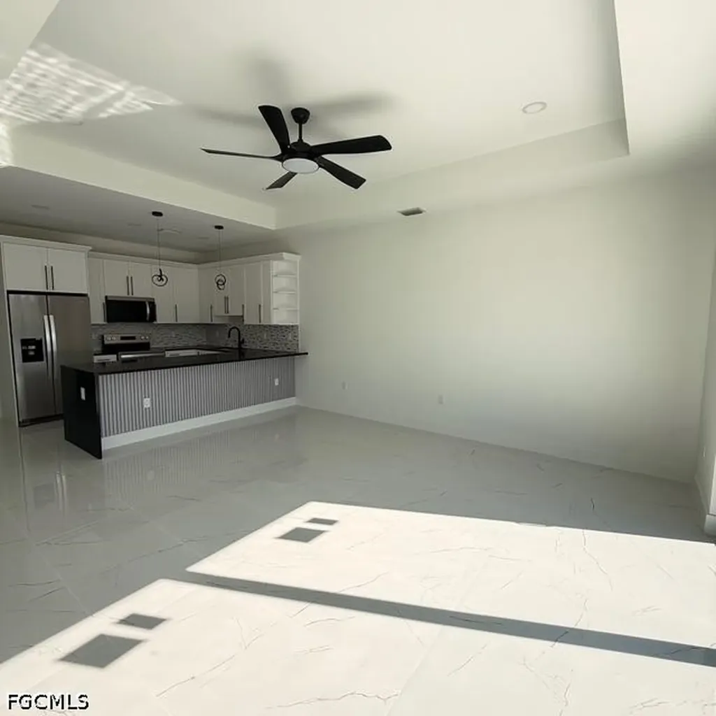 209-211 W 12th Street Lehigh Acres FL 33972