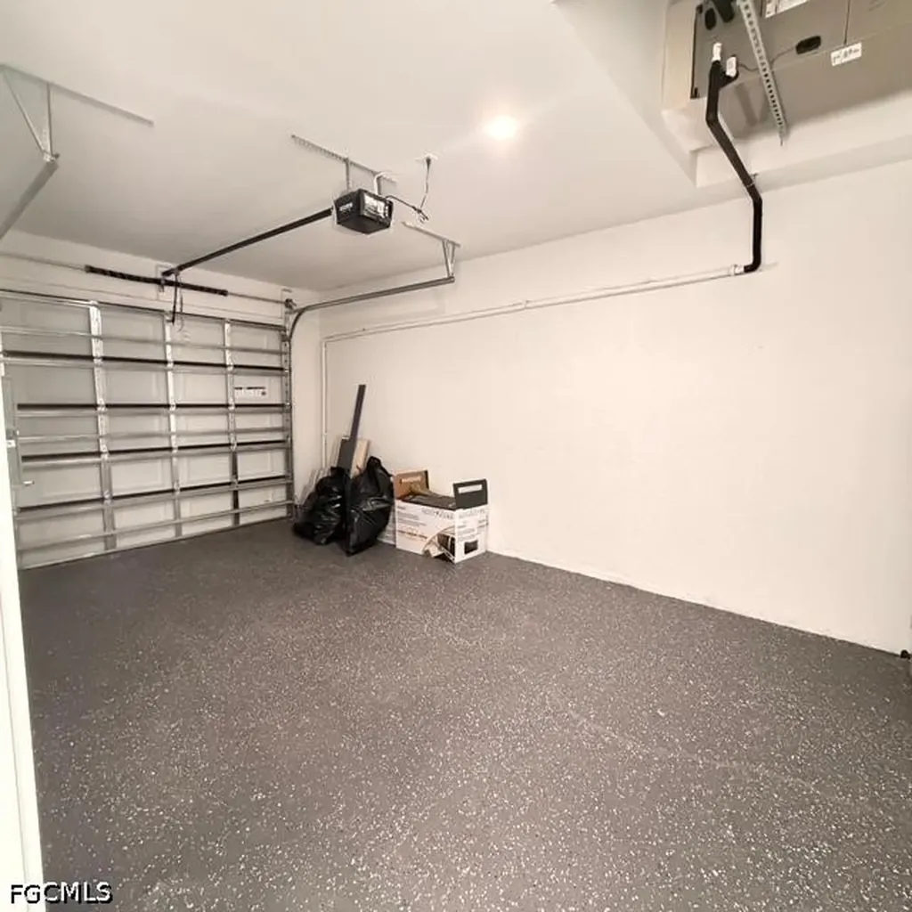 209-211 W 12th Street Lehigh Acres FL 33972