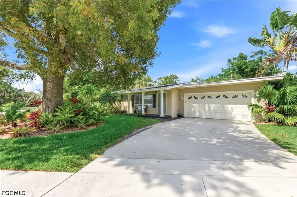 1511 Alcazar Avenue Fort Myers FL 33901
