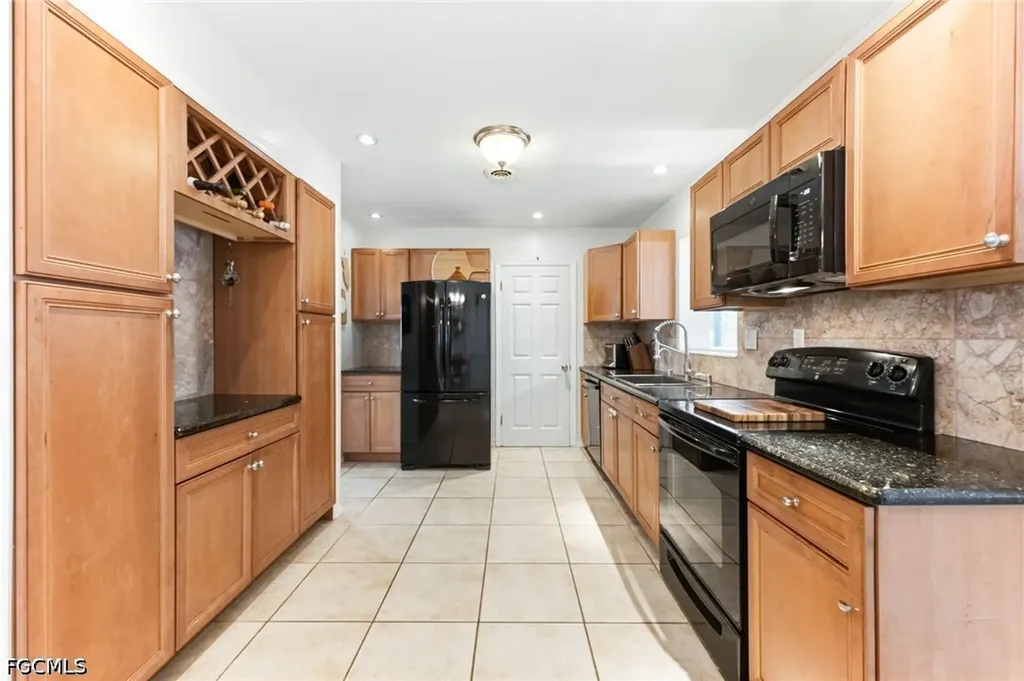 1511 Alcazar Avenue Fort Myers FL 33901