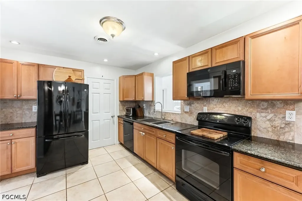 1511 Alcazar Avenue Fort Myers FL 33901