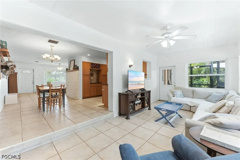 1511 Alcazar Avenue Fort Myers FL 33901