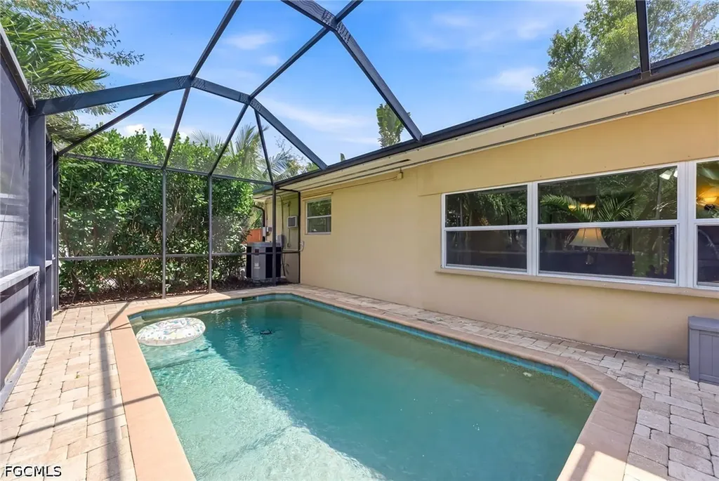 1511 Alcazar Avenue Fort Myers FL 33901