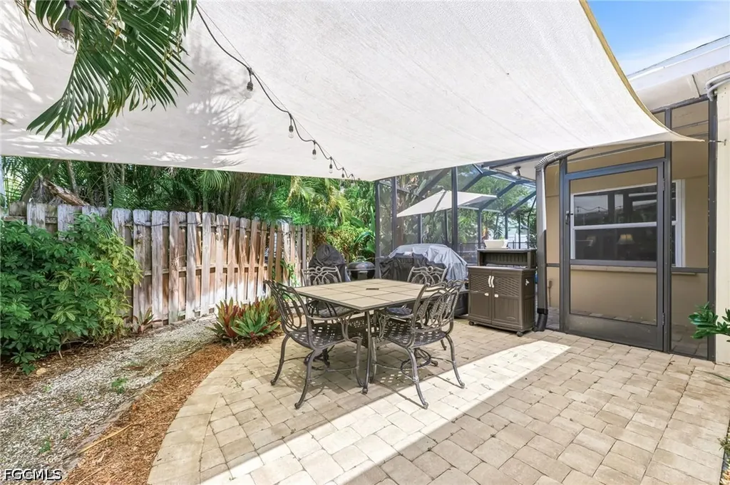 1511 Alcazar Avenue Fort Myers FL 33901
