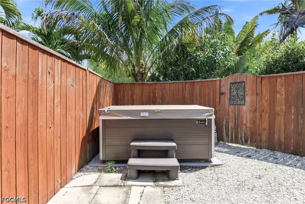 1511 Alcazar Avenue Fort Myers FL 33901