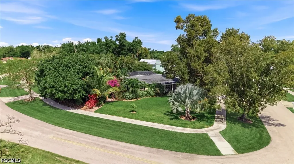 1511 Alcazar Avenue Fort Myers FL 33901