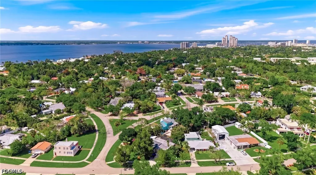 1511 Alcazar Avenue Fort Myers FL 33901