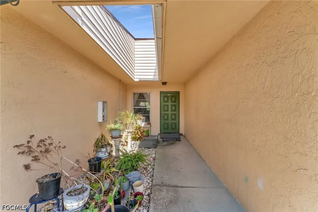 4641 Palm Tree Boulevard Cape Coral FL 33904