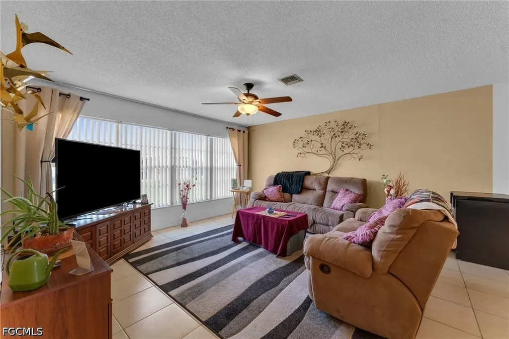 4641 Palm Tree Boulevard Cape Coral FL 33904