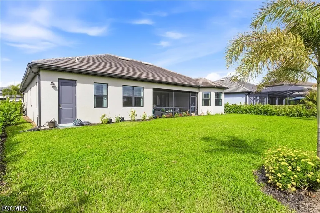 11674 Canopy Loop Fort Myers FL 33913