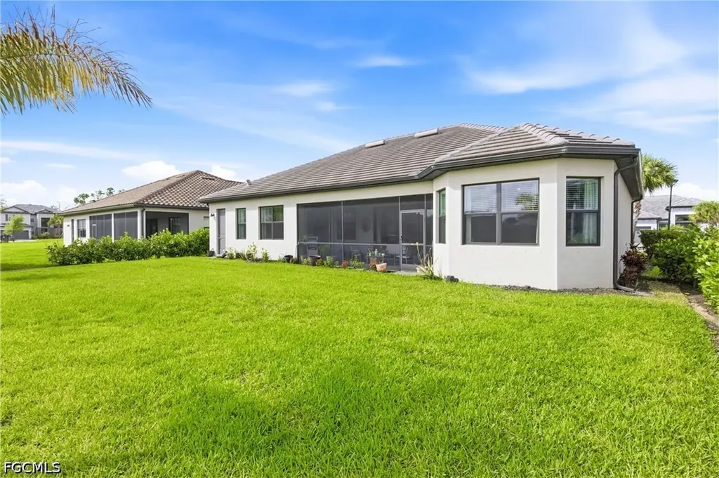11674 Canopy Loop Fort Myers FL 33913
