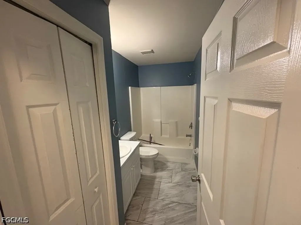 4624 Douglas Lane Lehigh Acres FL 33973