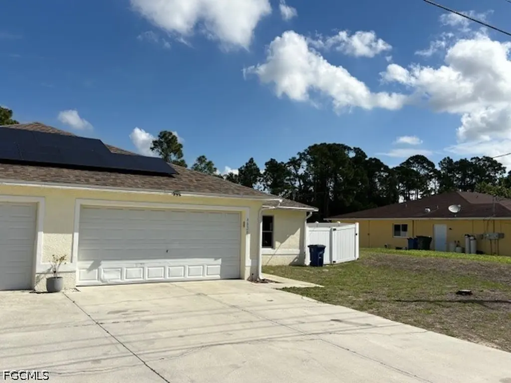 4624 Douglas Lane Lehigh Acres FL 33973