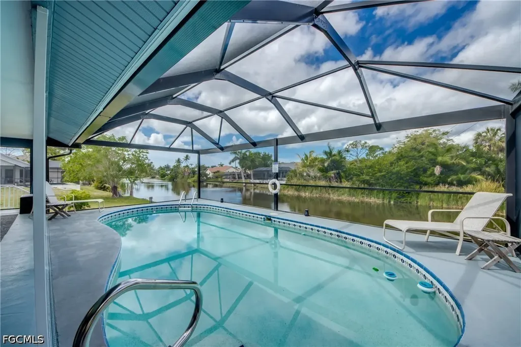 14933 Bonaire Circle Fort Myers FL 33908