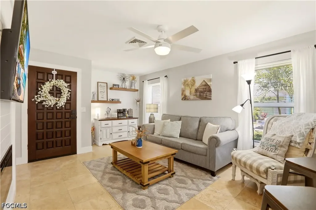 14963 Wise Way Fort Myers FL 33905