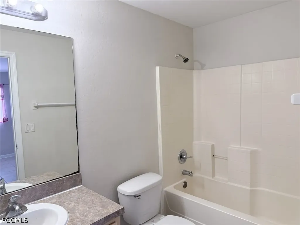 305-307 Harry Avenue S Lehigh Acres FL 33973