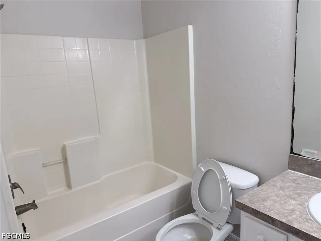 305-307 Harry Avenue S Lehigh Acres FL 33973