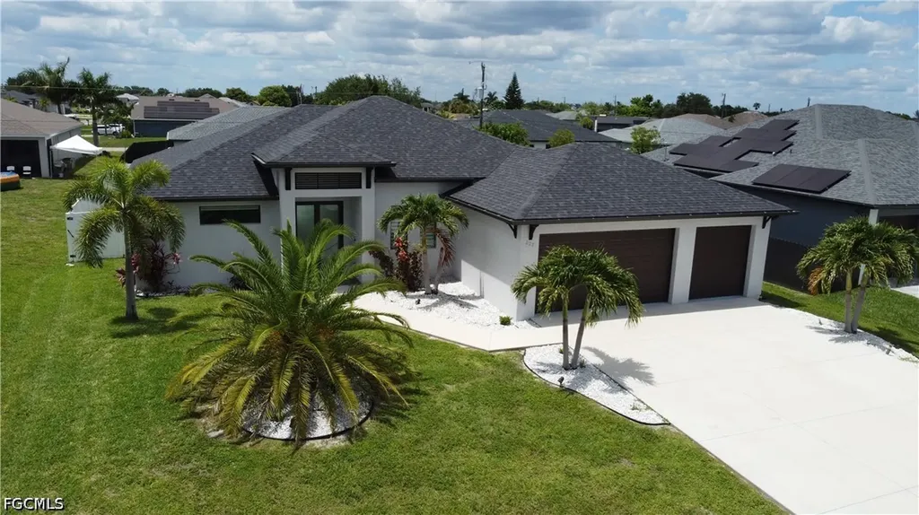 225 NW 1st Street Cape Coral FL 33993