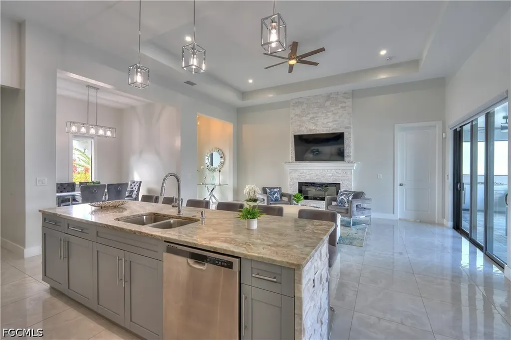 225 NW 1st Street Cape Coral FL 33993