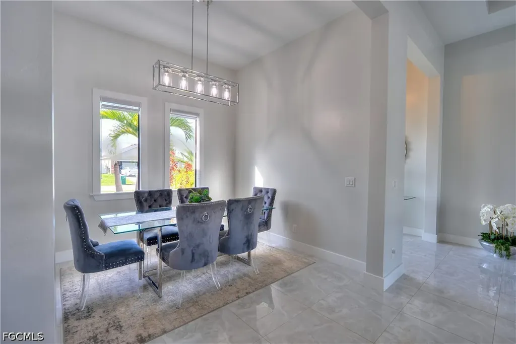 225 NW 1st Street Cape Coral FL 33993