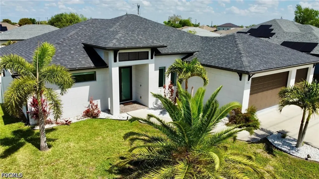 225 NW 1st Street Cape Coral FL 33993