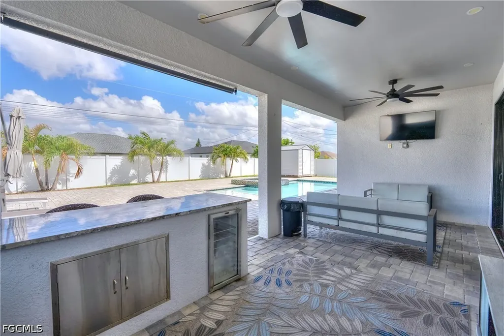 225 NW 1st Street Cape Coral FL 33993