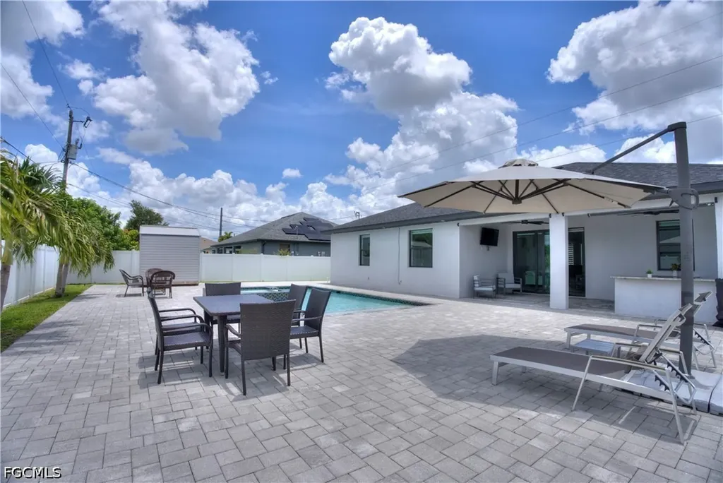 225 NW 1st Street Cape Coral FL 33993