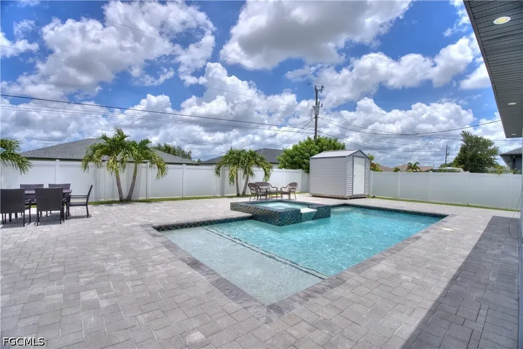 225 NW 1st Street Cape Coral FL 33993