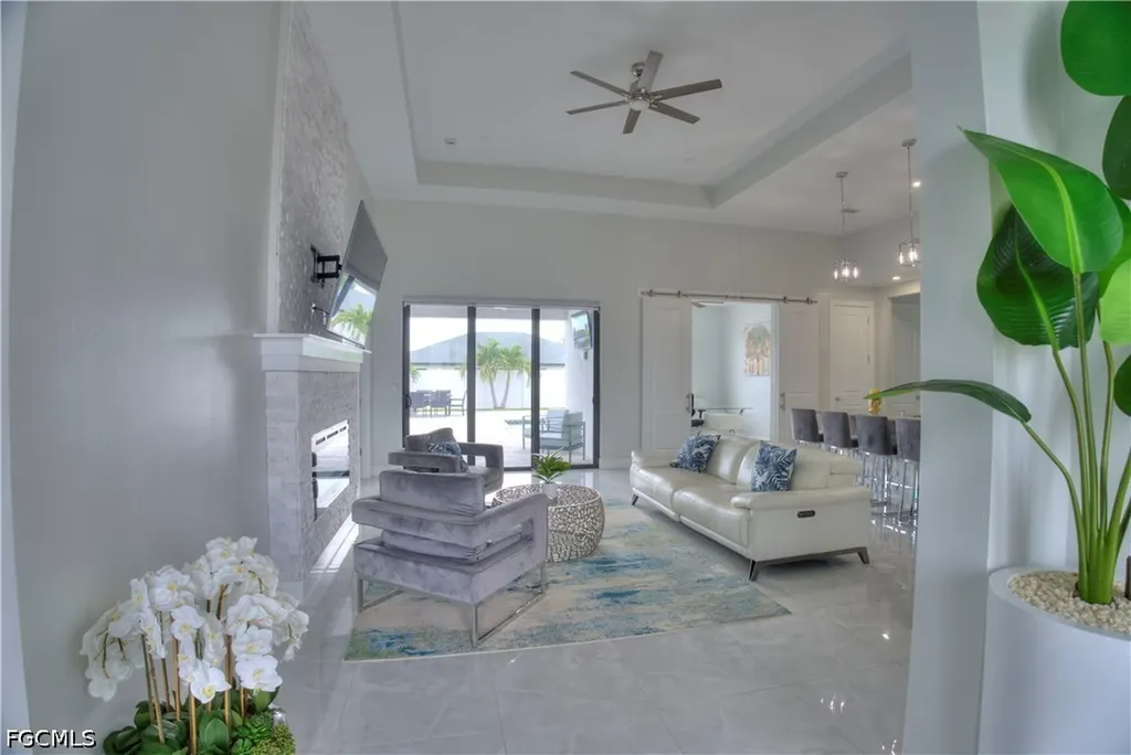 225 NW 1st Street Cape Coral FL 33993