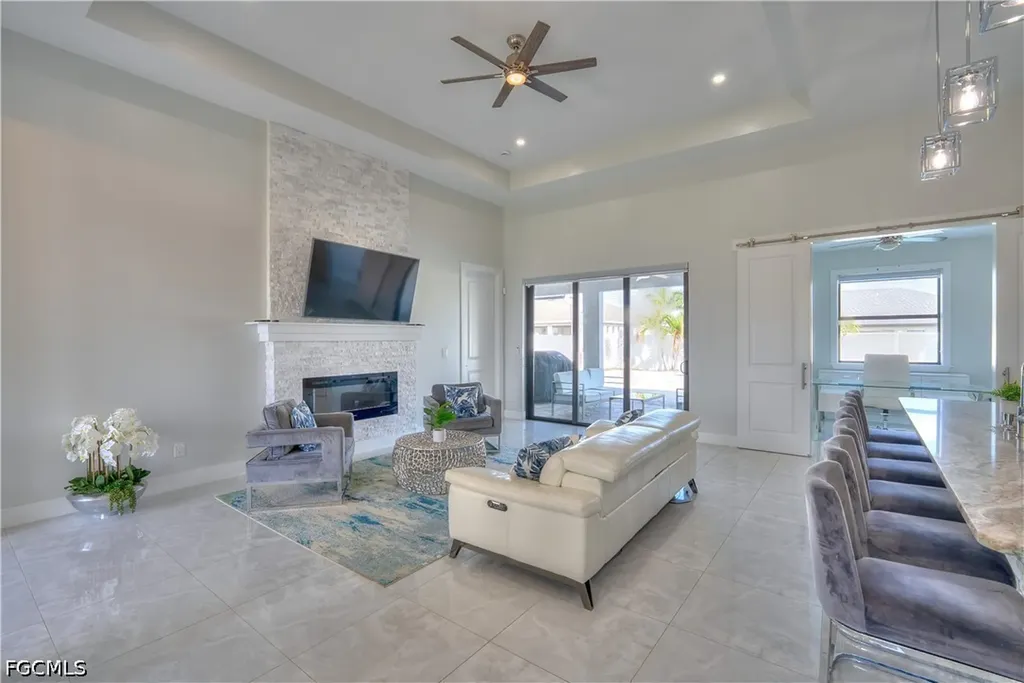 225 NW 1st Street Cape Coral FL 33993