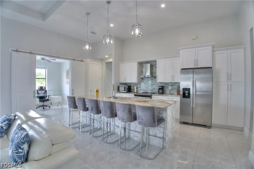 225 NW 1st Street Cape Coral FL 33993