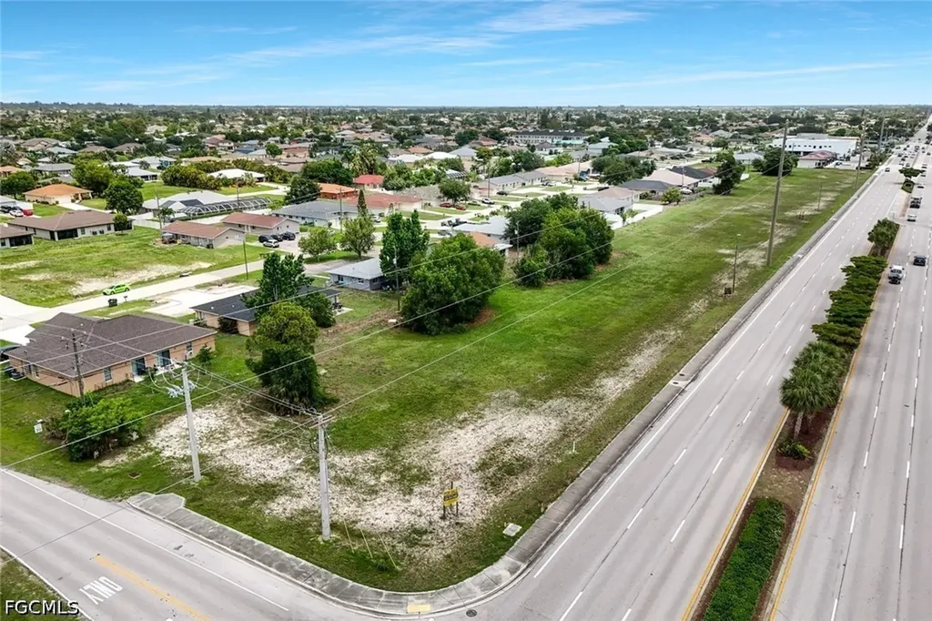 1808 Santa Barbara Boulevard Cape Coral FL 33991