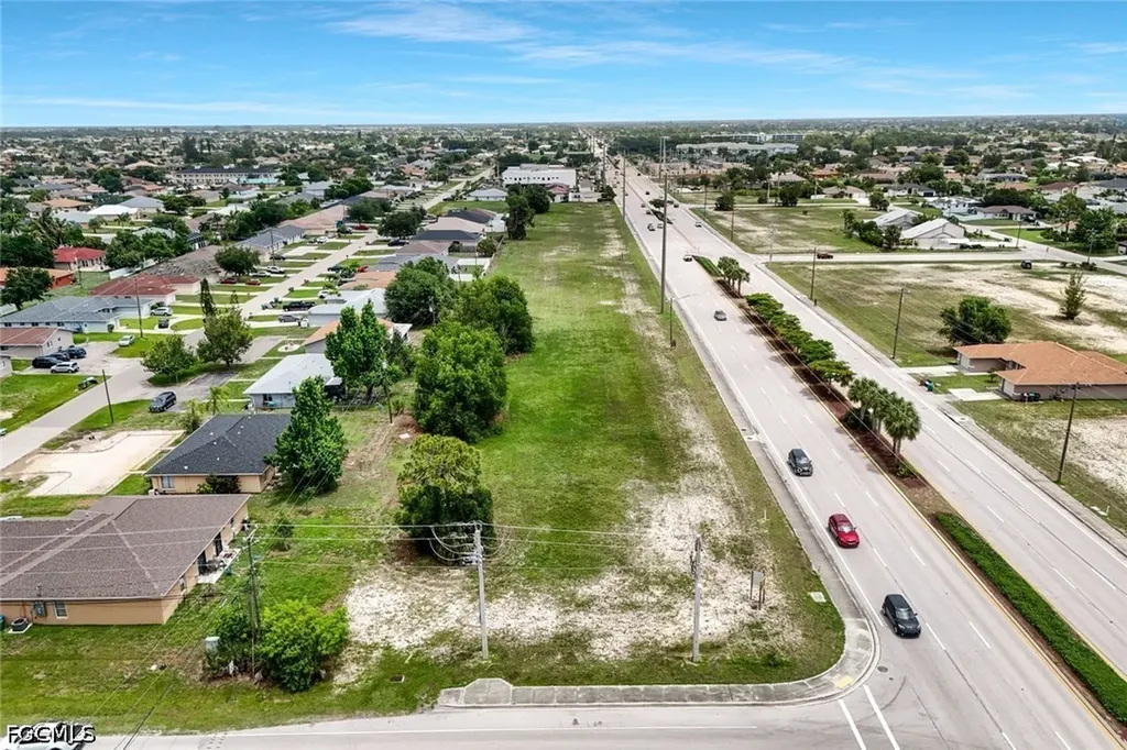 1808 Santa Barbara Boulevard Cape Coral FL 33991